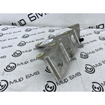 Кронштейн теплоизоляции BMW M8 Gran Coupe 2022 F93 S63B44B Прав.