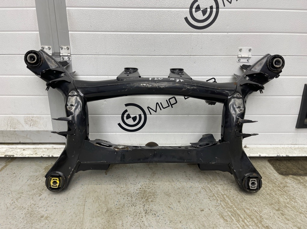 Подрамник BMW 330e Saloon 2019 G20 B48B20B Задн.