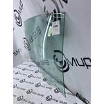 Стекло двери BMW 330e Saloon 2019 G20 B48B20B Задн. Прав.