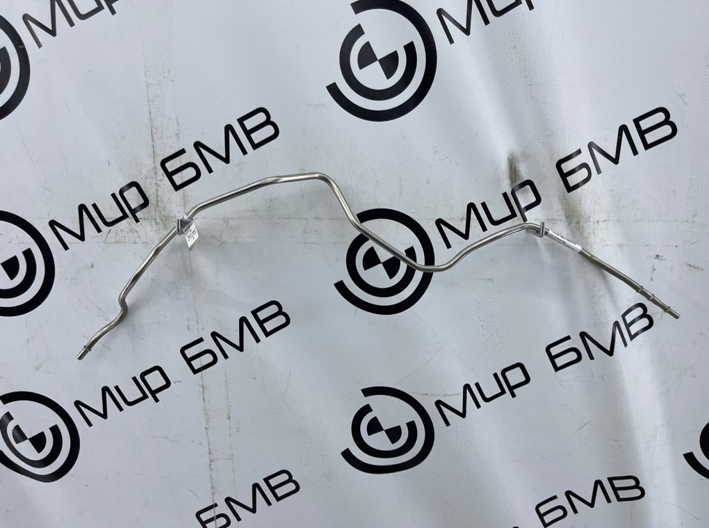 Трубка топливная BMW M8 Gran Coupe 2022 F93 S63B44B Перед.