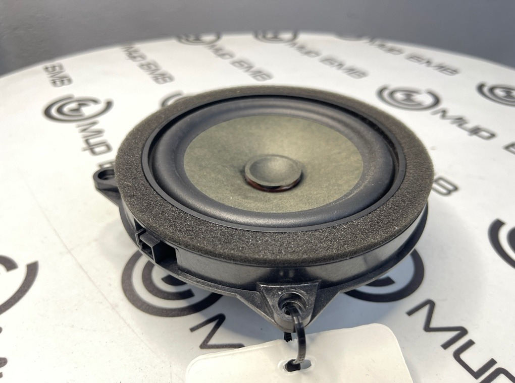 Динамик СЧ BMW 330e Saloon 2019 G20 B48B20B