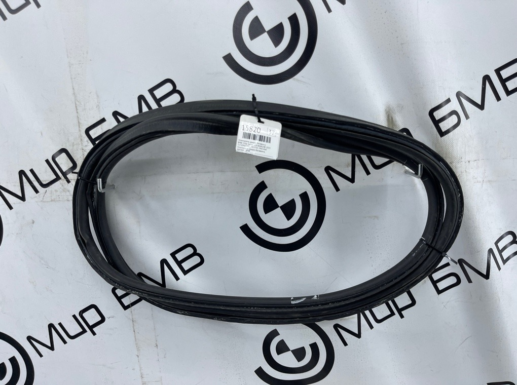 Уплотнитель крышки багажника BMW M8 Gran Coupe 2022 F93 S63B44B