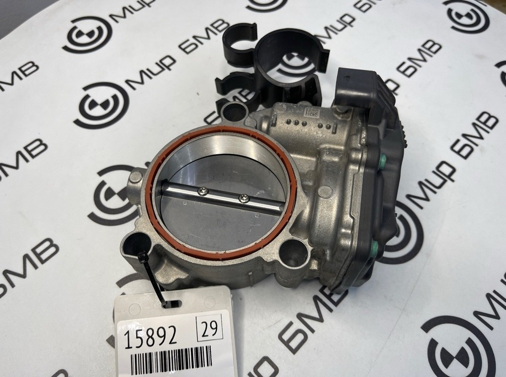 Дроссельная заслонка BMW X5 xDrive45e xLine 2022 G05 B58B30C