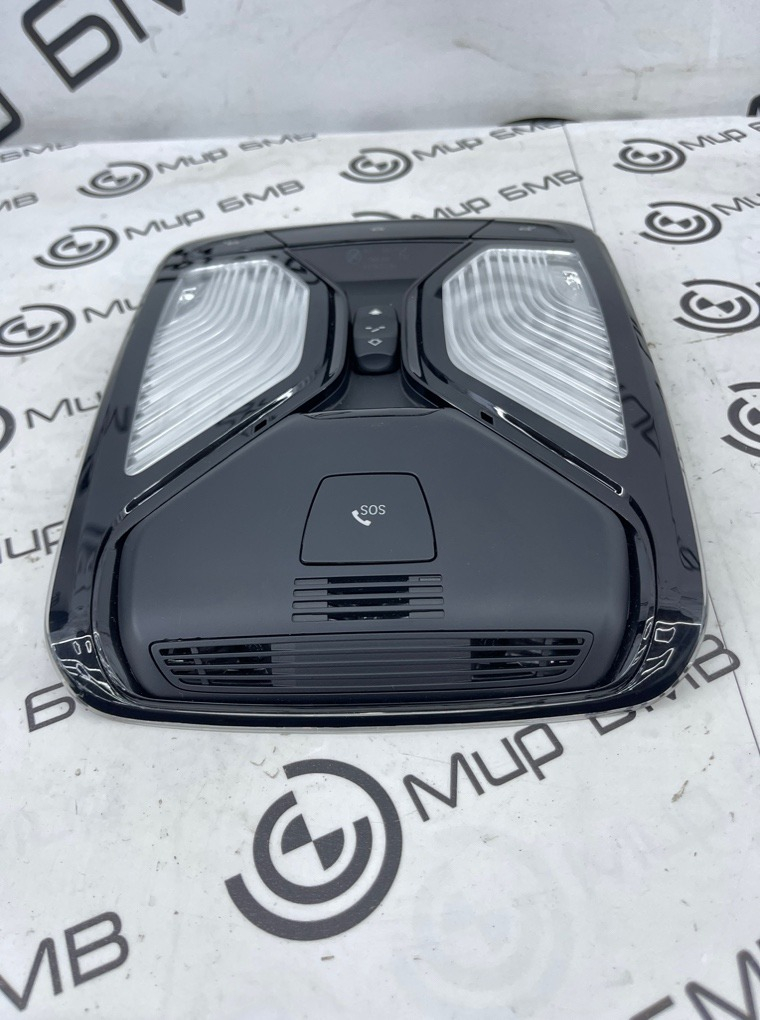 Плафон подсветки салона BMW X3 LCI M40i 2022 G01 B58B30B Перед.