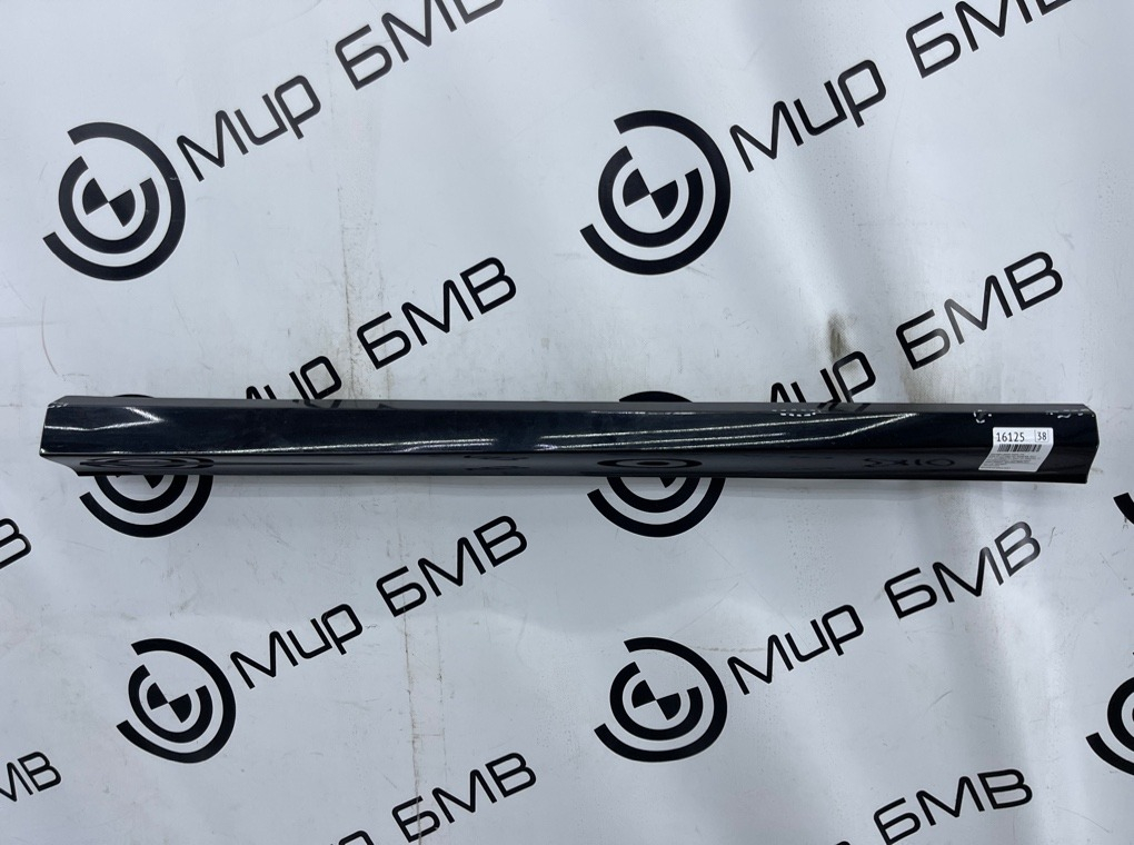 Накладка двери BMW X3 LCI M40i 2022 G01 B58B30B Перед. Лев.