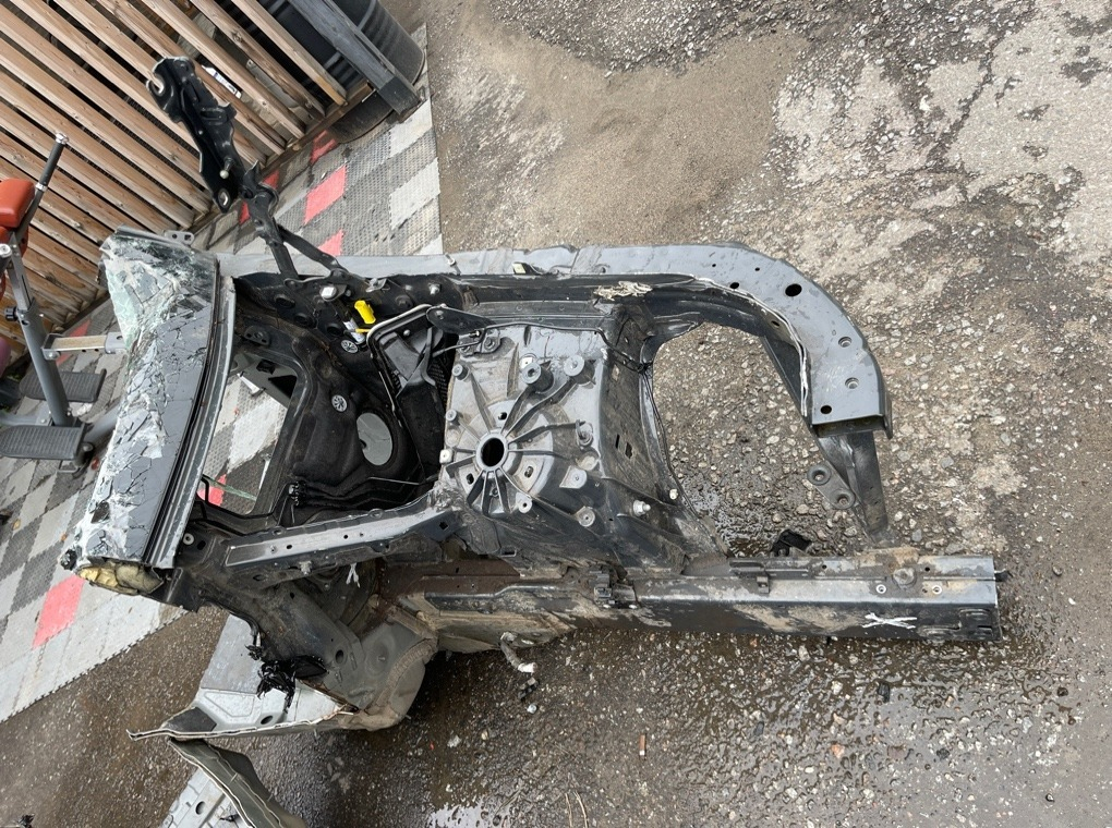 Лонжерон BMW X5 G05 Перед. Лев.