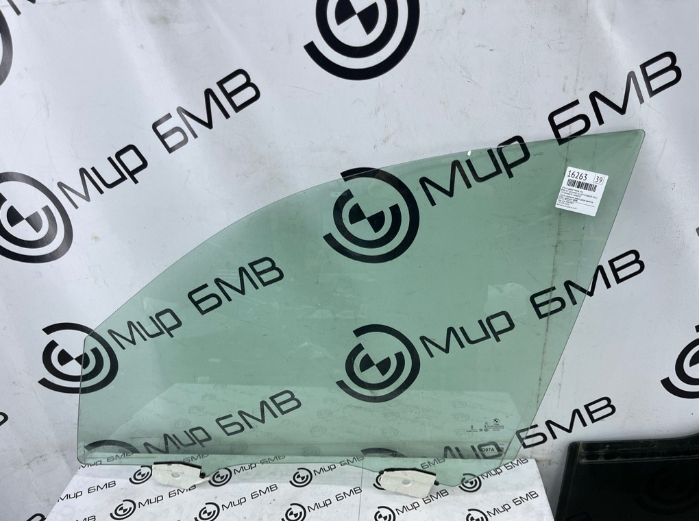 Стекло двери BMW X7 xDrive40i LCI 2023 G07 B58B30P Перед. Лев.