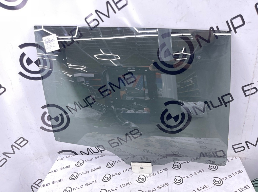 Стекло двери BMW X7 xDrive40d LCI 2023 G07 B57D30B Задн. Прав.