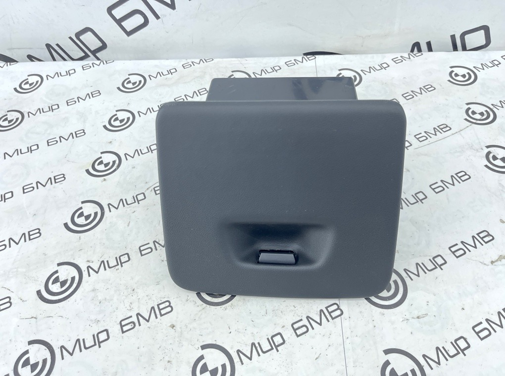 Бардачок водителя BMW X7 xDrive40i LCI 2023 G07 B58B30P