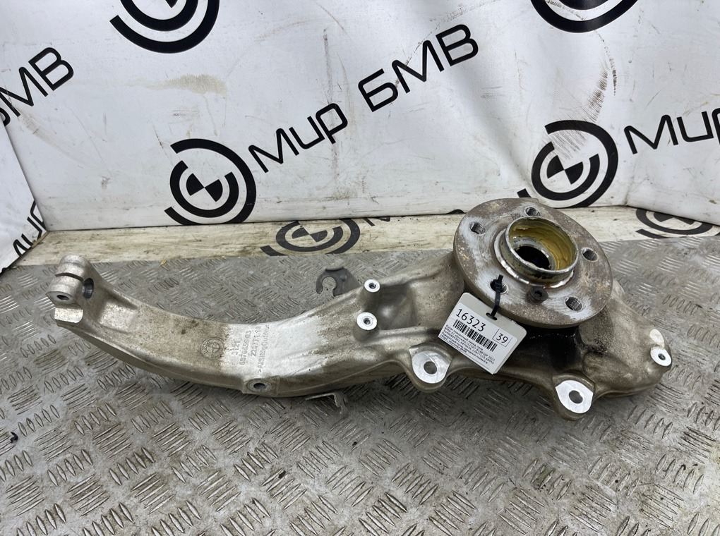 Кулак поворотный BMW X7 xDrive40i LCI 2023 G07 B58B30P Перед. Прав.