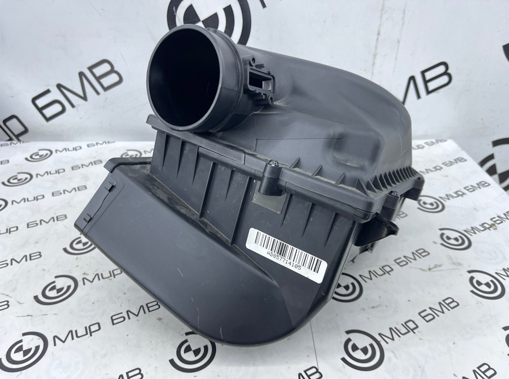 Корпус воздушного фильтра BMW X7 xDrive40d LCI 2023 G07 B57D30B
