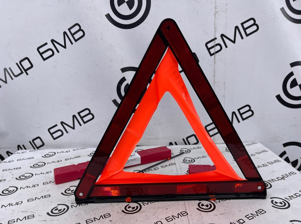 Знак аварийной остановки BMW X3 LCI M40i 2022 G01 B58B30B