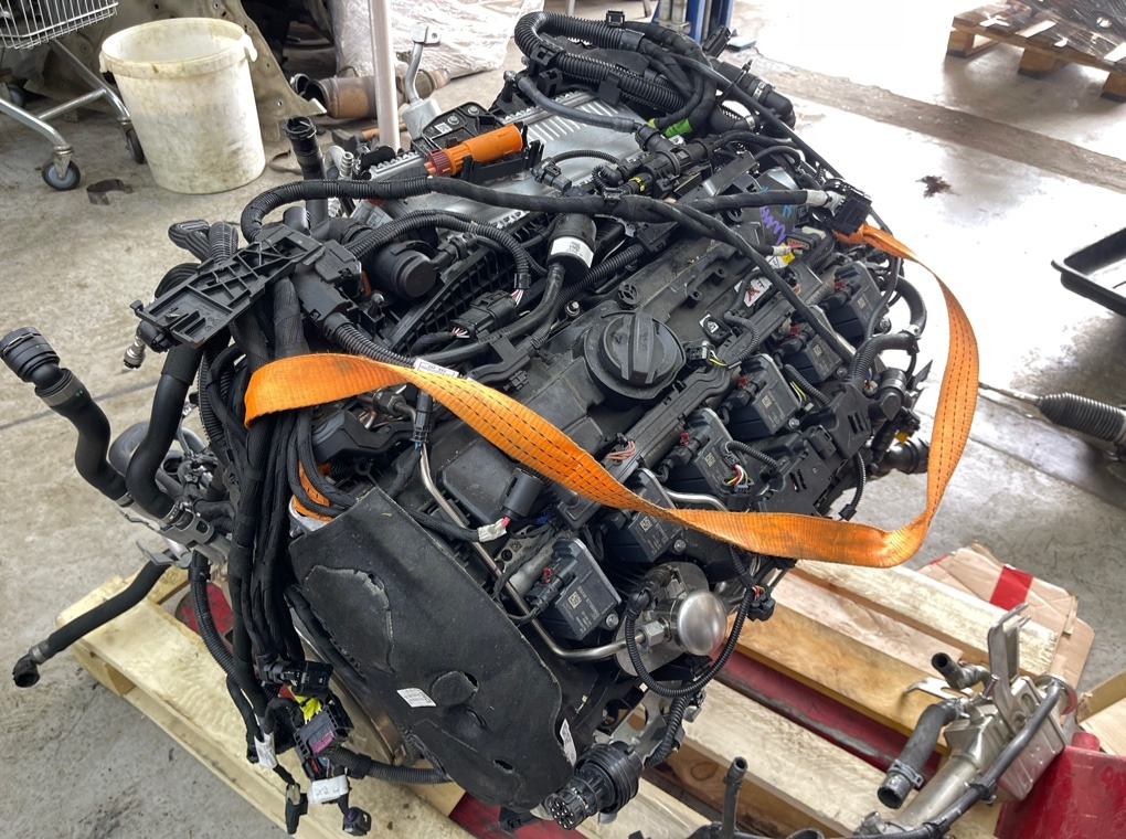 Двигатель BMW LCI X5 xDrive50e B58X 2024 G05 B58B30S