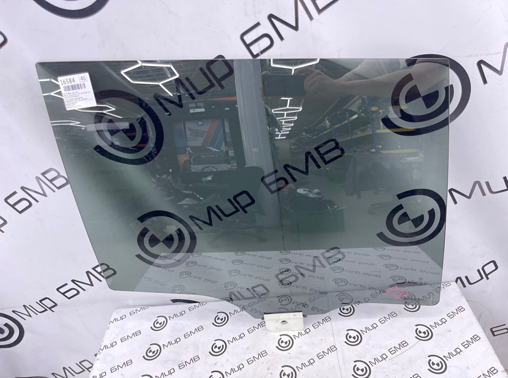 Стекло двери BMW X7 xDrive40d LCI 2023 G07 B57D30B Задн. Прав.