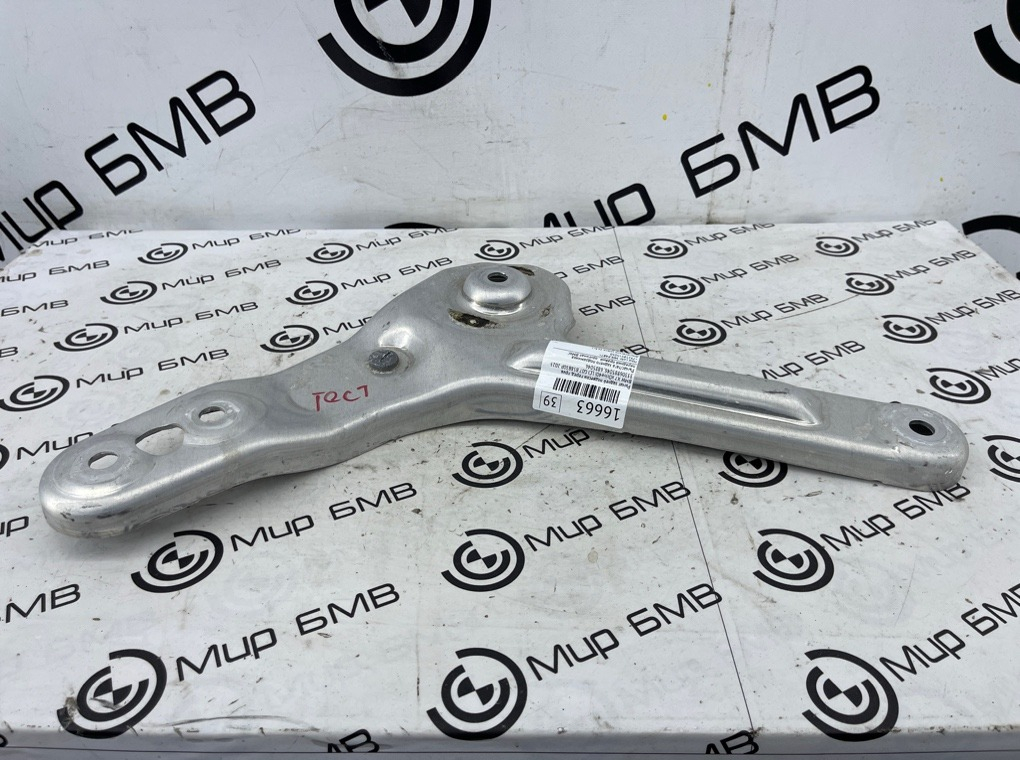 Рычаг задней подвески BMW X7 xDrive40i LCI 2023 G07 B58B30P Перед. Прав.