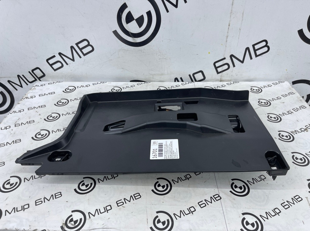 Накладка передней панели BMW X7 xDrive40i LCI 2023 G07 B58B30P Прав.