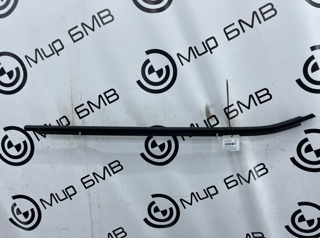 Молдинг двери BMW X3 xDrive20d 2018 G01 B47D20A Перед. Прав.