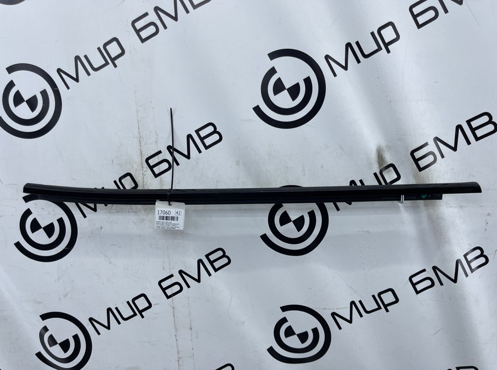 Молдинг двери BMW X3 xDrive20d 2018 G01 B47D20A Задн. Прав.