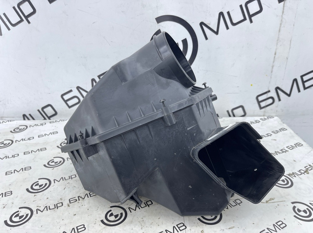Корпус воздушного фильтра BMW X5 xDrive50e 2024 G05 B58B30S