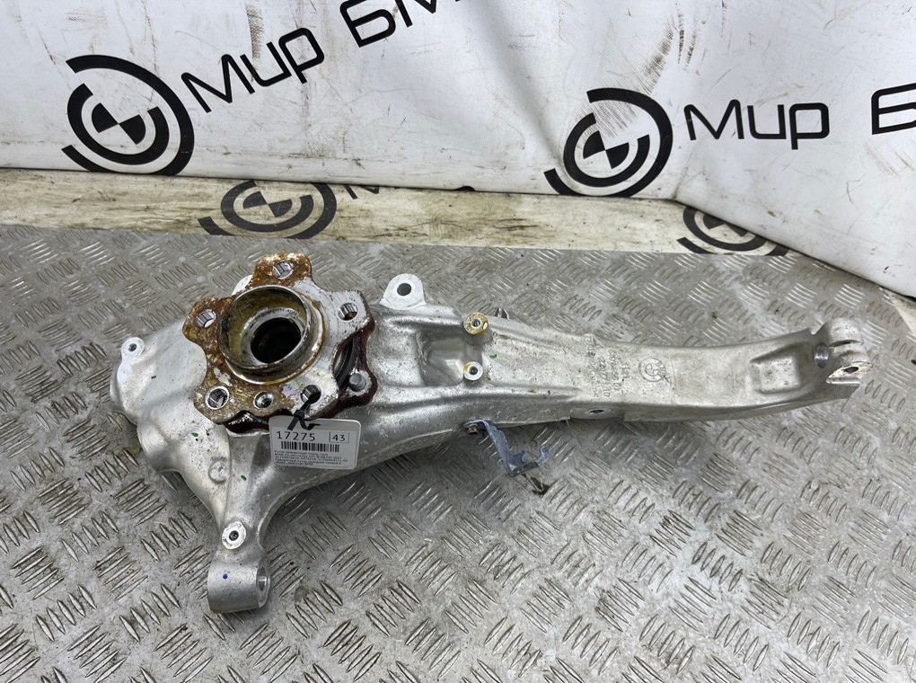 Кулак поворотный BMW X5 xDrive50e 2024 G05 B58B30S Перед. Прав.