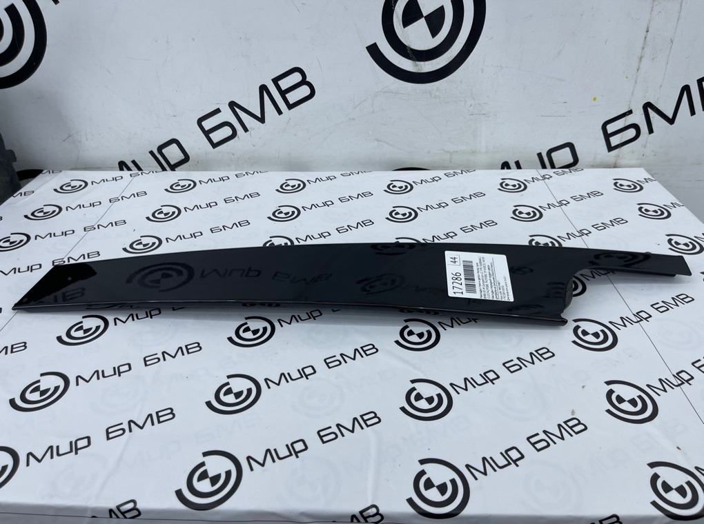 Накладка стойки двери BMW X5 M Competition LCI 2023 F95 S68B44A Перед. Прав.