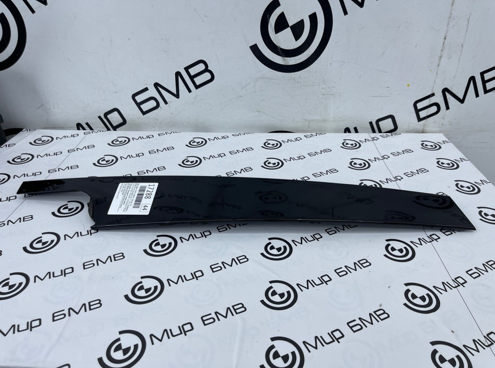 Накладка стойки двери BMW X5 M Competition LCI 2023 F95 S68B44A Перед. Лев.