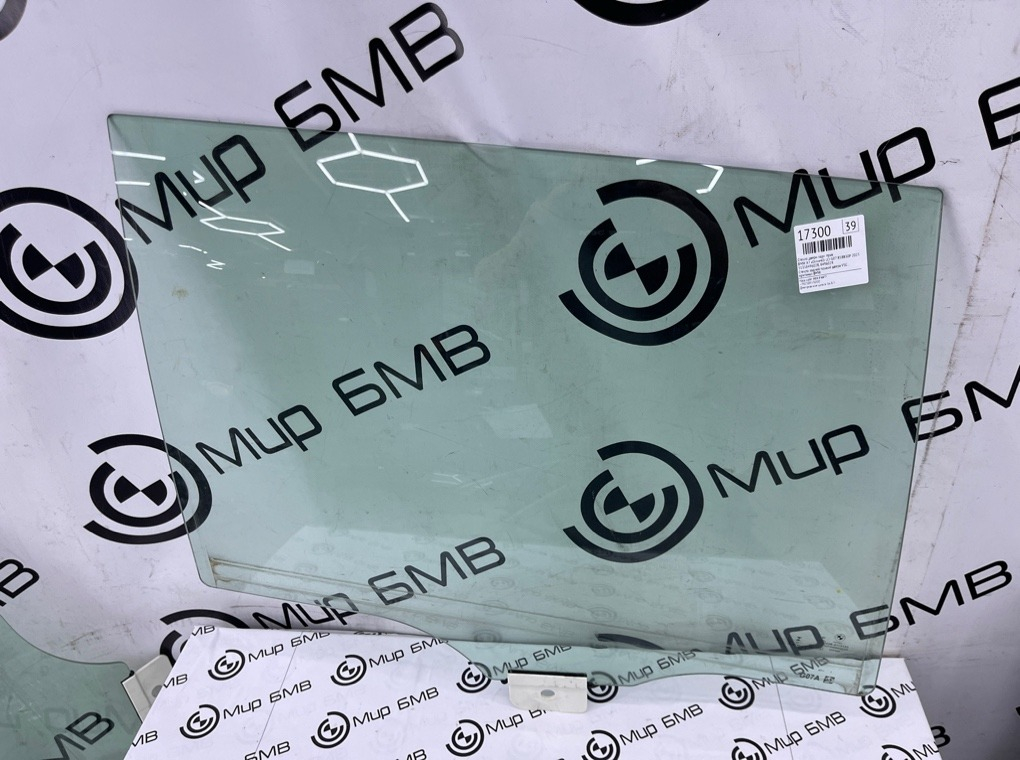 Стекло двери BMW X7 xDrive40i LCI 2023 G07 B58B30P Задн. Прав.