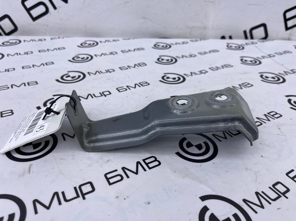 Кронштейн крыла BMW X5 xDrive50e 2024 G05 B58B30S Перед. Прав.