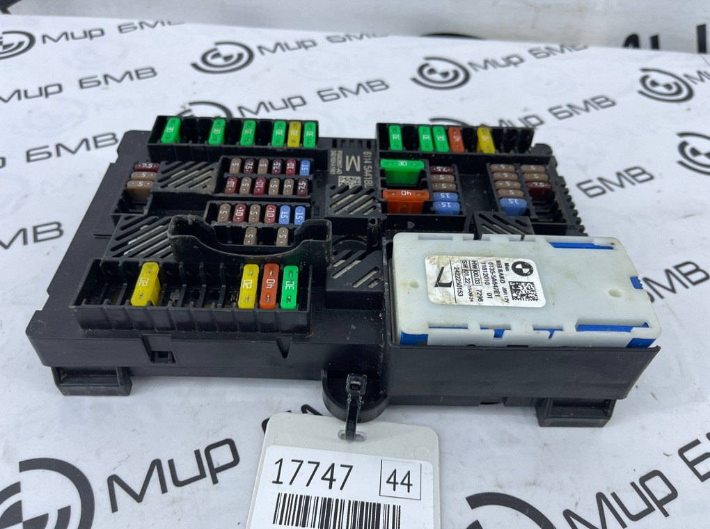 Блок предохранителей BMW X5 M Competition LCI 2023 F95 S68B44A Задн.