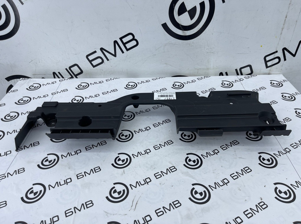 Накладка лонжерона BMW X3 xDrive20d 2018 G01 B47D20A Задн. Лев.