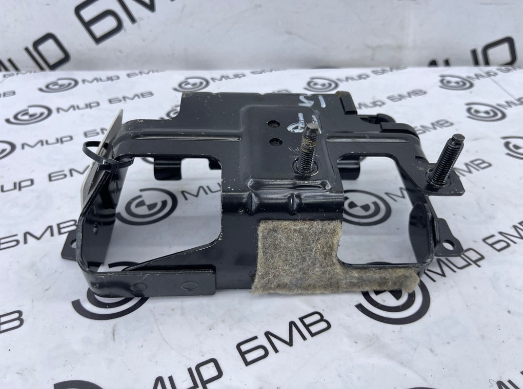 Крышка аккумулятора BMW X5 M Competition LCI 2023 F95 S68B44A