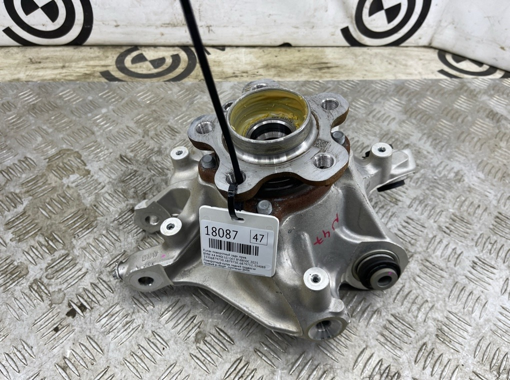 Кулак поворотный BMW X4 M40i LCI 2023 G02 B58B30C Задн. Прав.