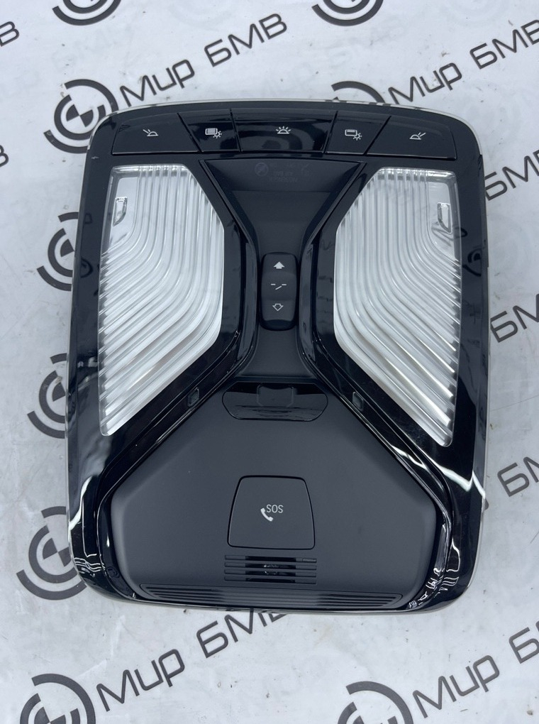 Плафон подсветки салона BMW X7 xDrive40d LCI 2023 G07 B57D30B Перед.