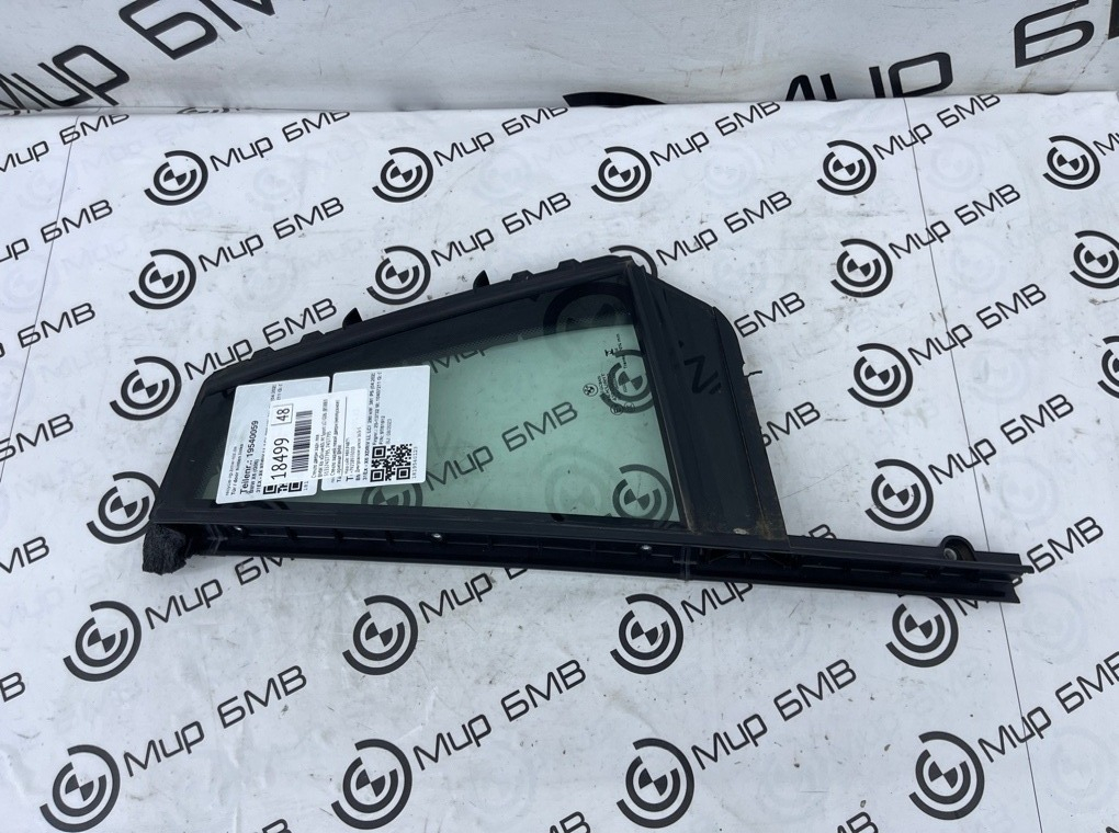 Стекло двери BMW X6 xDrive40i M Sport LCI 2023 G06 B58B30P Задн. Лев.