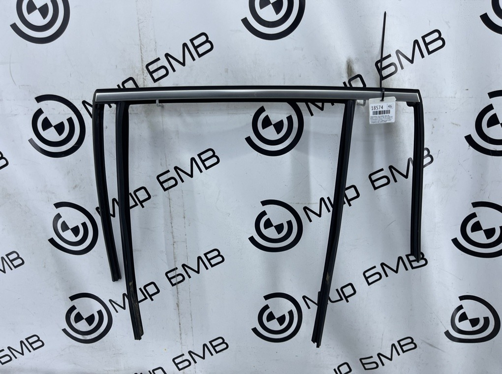 Уплотнитель стекла двери BMW X5 xDrive30d LCI 2023 G05 B57D30B Задн. Лев.