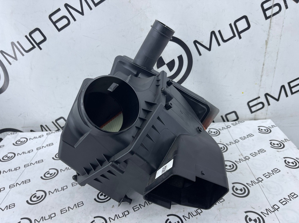 Корпус воздушного фильтра BMW X7 xDrive40i LCI 2023 G07 B58B30P