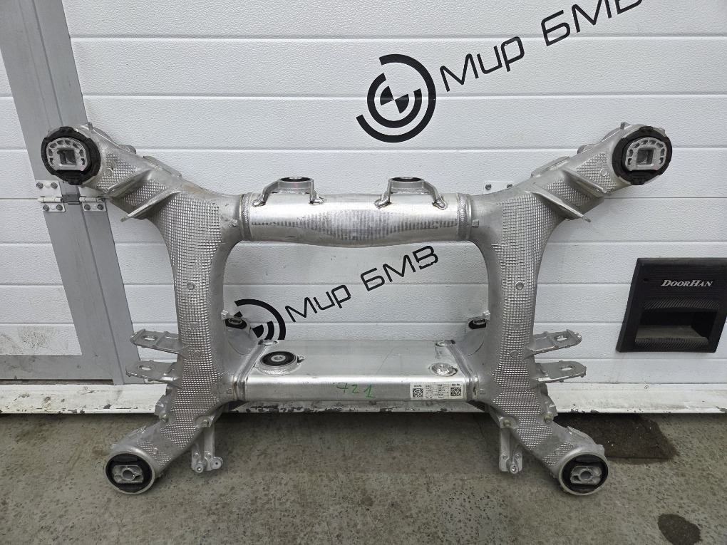 Подрамник BMW X7 xDrive40i LCI 2023 G07 B58B30P Задн.