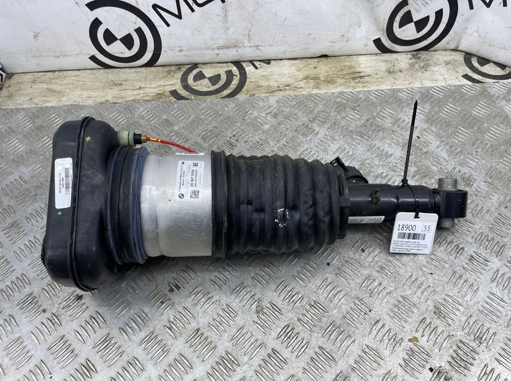 Амортизатор подвески BMW X7 xDrive40i LCI 2023 G07 B58B30P Задн. Лев.