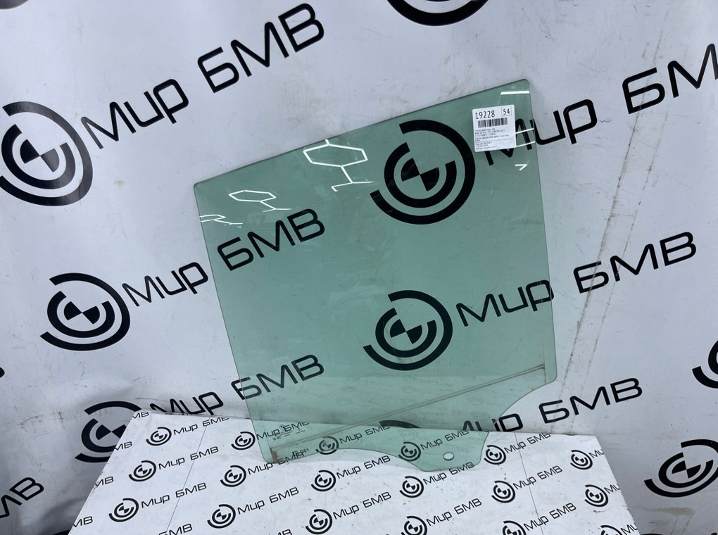 Стекло двери BMW X3 M LCI 2023 F97 S58B30A Задн. Лев.