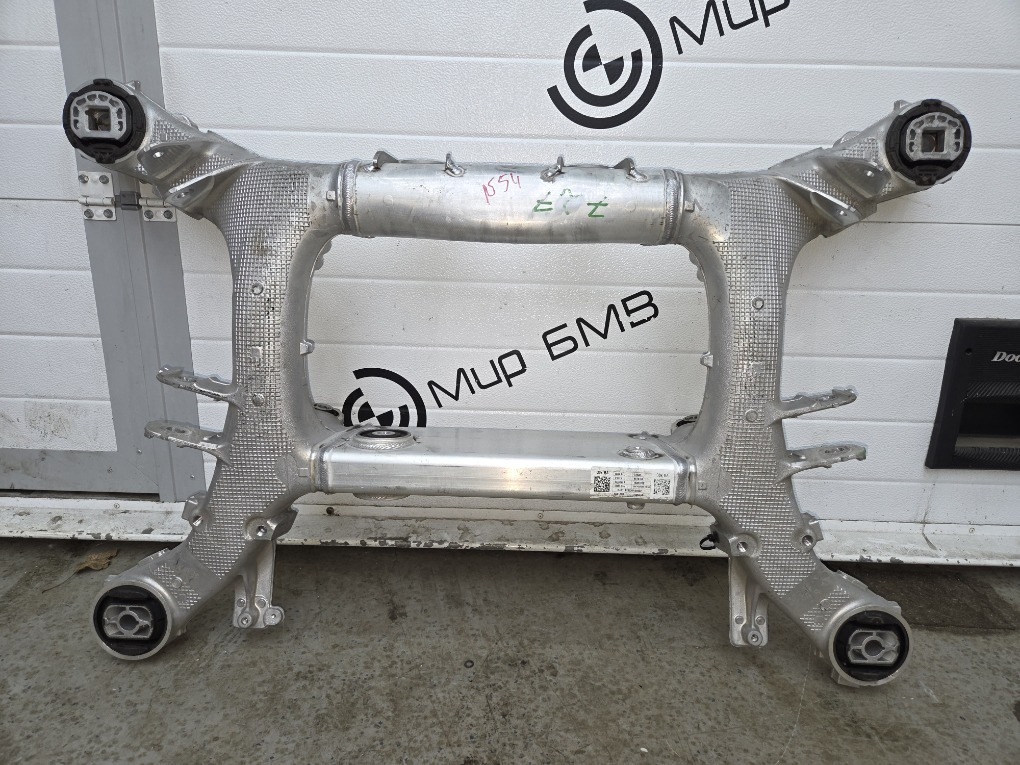 Подрамник BMW X7 xDrive40i LCI 2023 G07 B58B30P Задн.