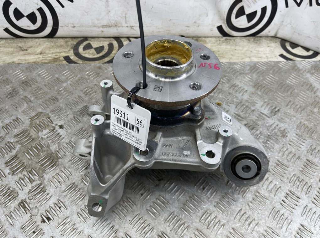 Кулак поворотный BMW X7 xDrive40i LCI 2023 G07 B58B30P Задн. Лев.