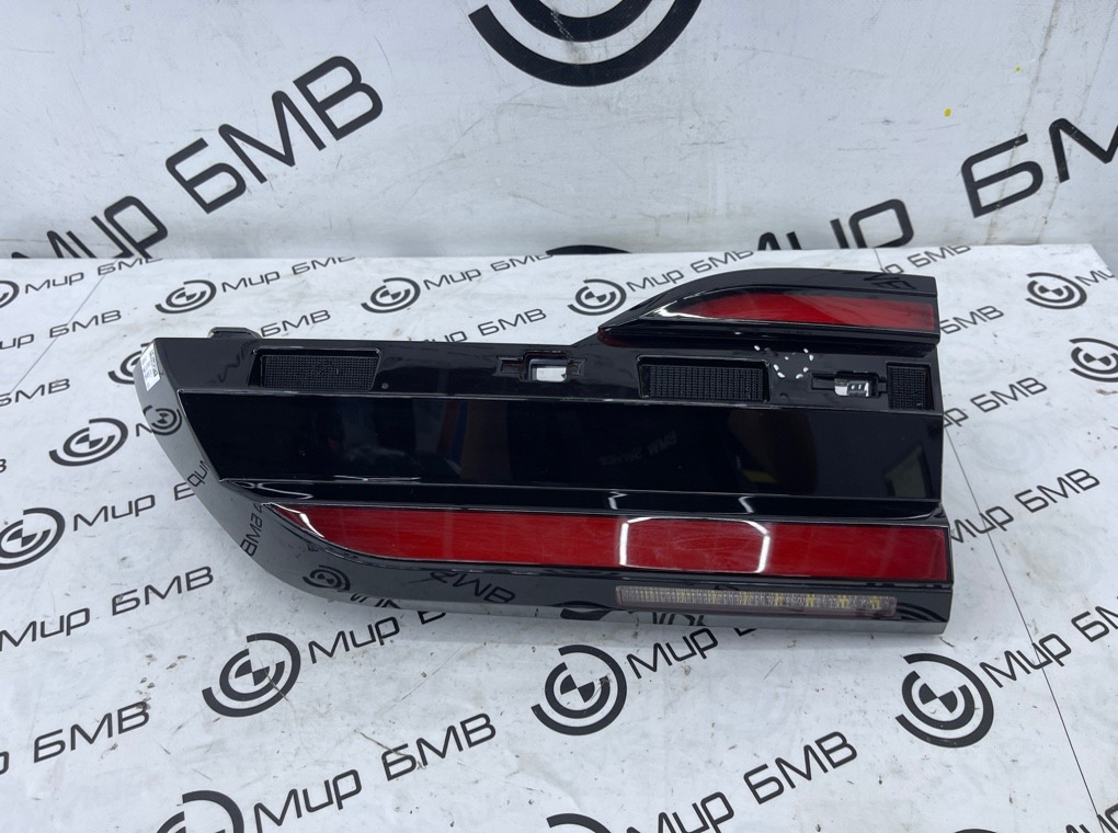 Фонарь задний BMW X7 xDrive40i LCI 2023 G07 B58B30P Прав.
