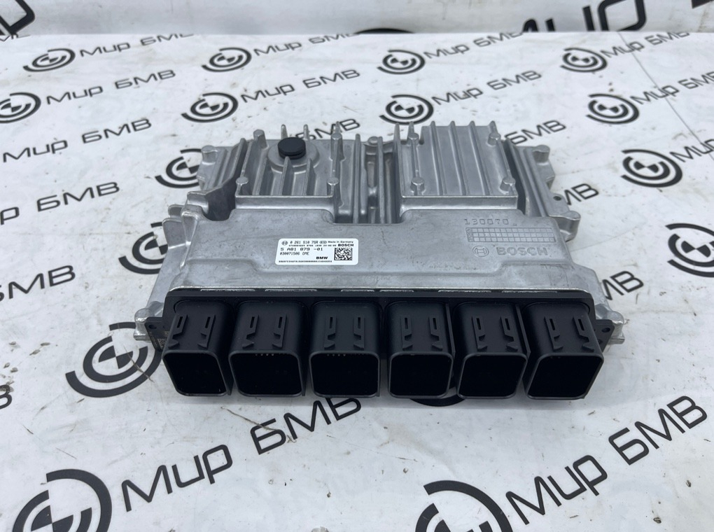 Блок управления двигателем BMW XM 2023 G09 S68B44A