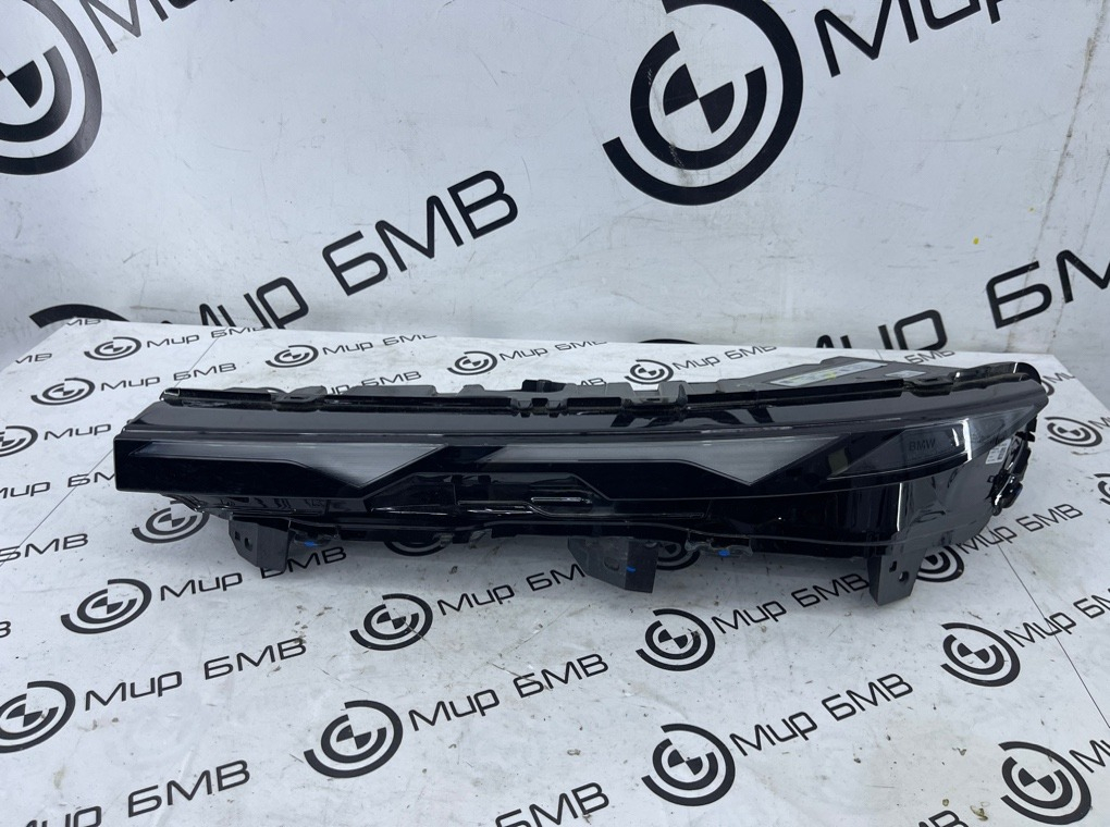 Фара светодиодная BMW XM 2023 G09 S68B44A Лев.