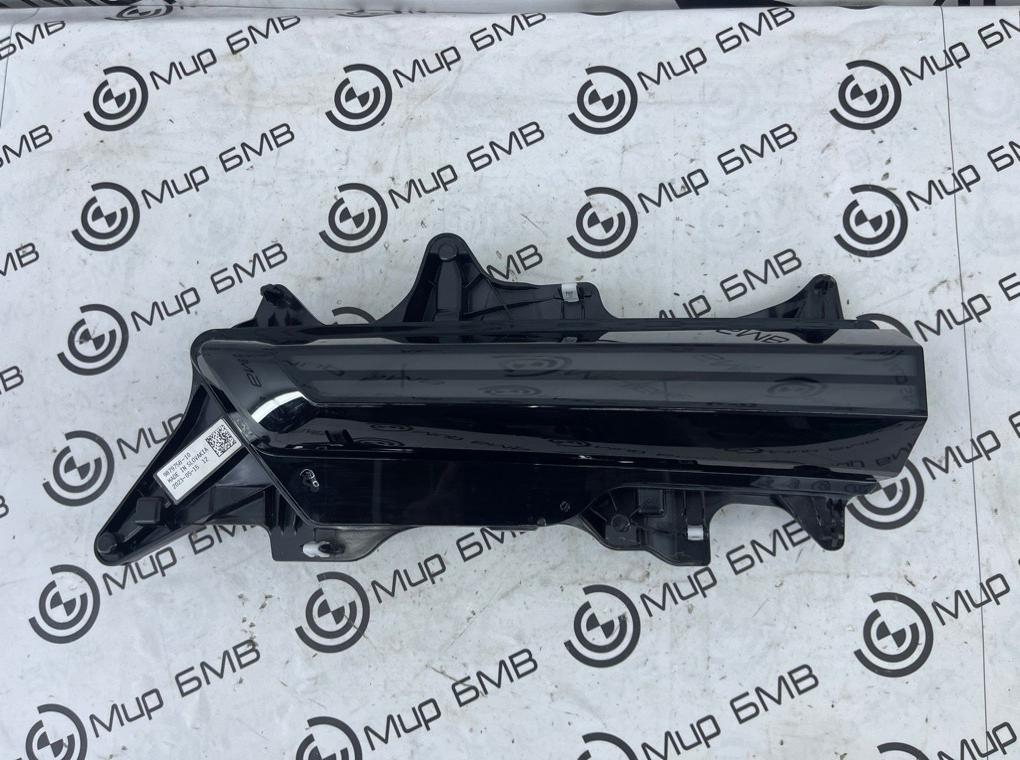 Фонарь задний BMW XM 2023 G09 S68B44A Прав.