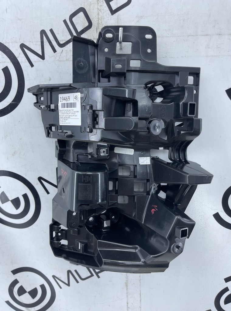 Кронштейн бампера BMW X6 xDrive40i M Sport LCI 2023 G06 B58B30P Задн. Прав.