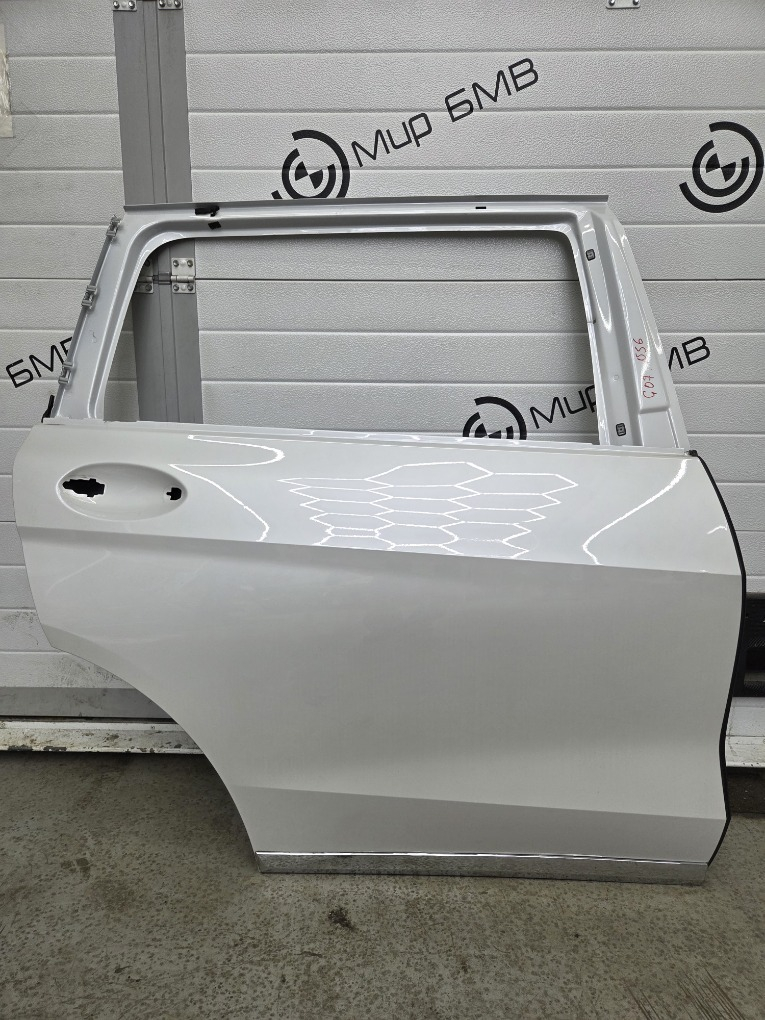 Дверь боковая BMW X7 xDrive40i LCI 2023 G07 B58B30P Задн. Прав.