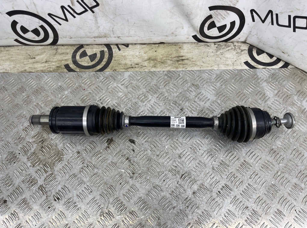 Вал приводной BMW XM 2023 G09 S68B44A Перед. Лев.