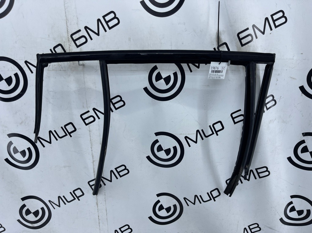 Молдинг двери BMW X4 xDrive20d LCI 2023 G02 B47D20B Задн. Прав.