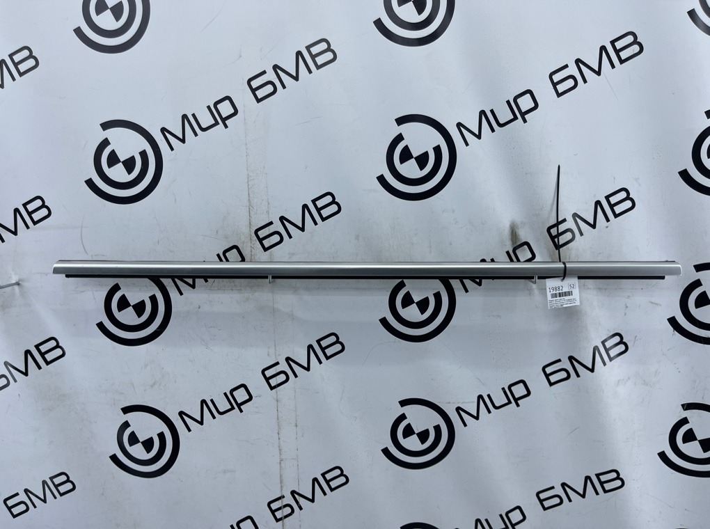 Молдинг двери BMW X7 xDrive40i LCI 2023 G07 B58B30P Задн. Лев.